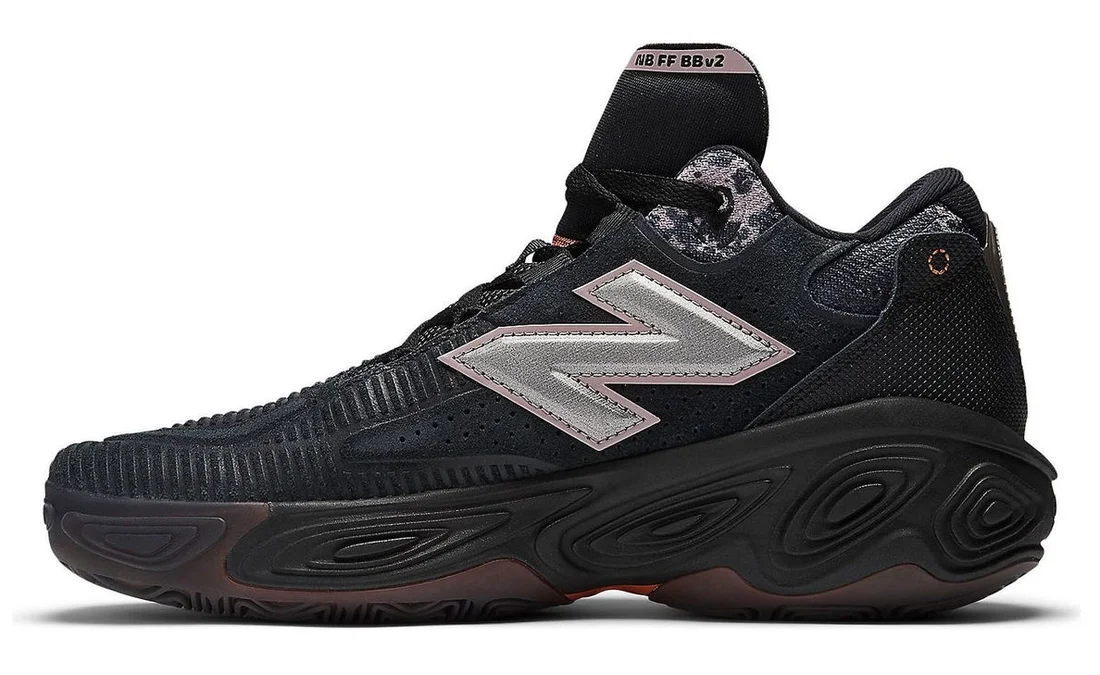 New Balance Fresh Foam BB v2 (Team Tactical) basketball shoe
