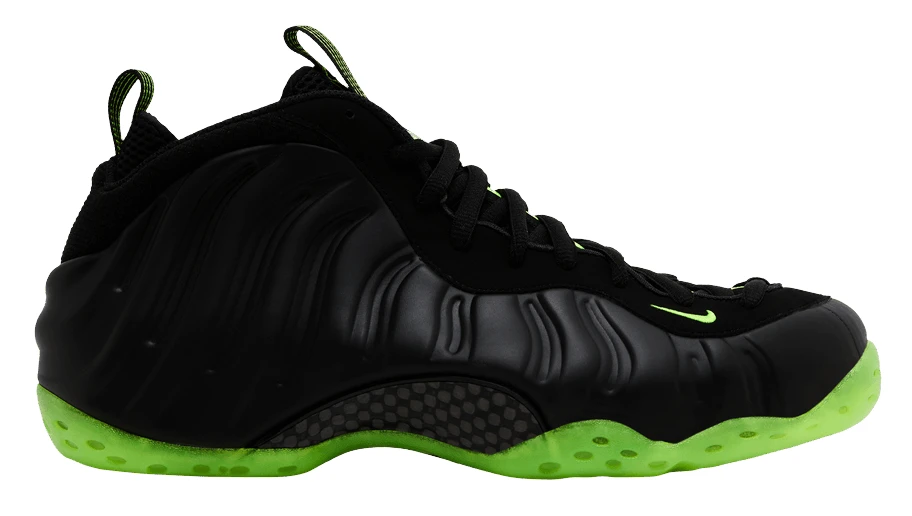 Nike Air Foamposite One (Volt) basketball shoe