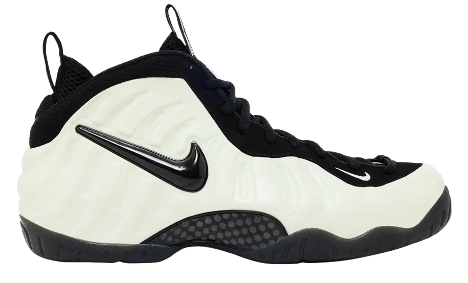Nike Air Foamposite Pro (Glow In The Dark) basketball shoe