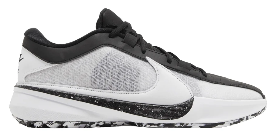 Nike Freak 5 (Oreo) basketball shoe