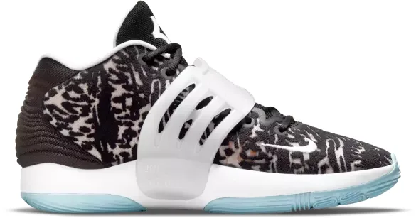 Nike KD 14 basketball shoe