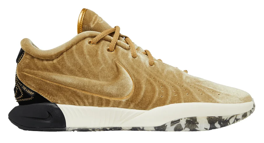 Nike LeBron 21 (Nobility) basketball shoe