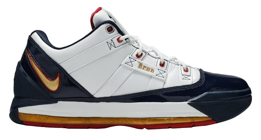 Nike LeBron 3 Low basketball shoe