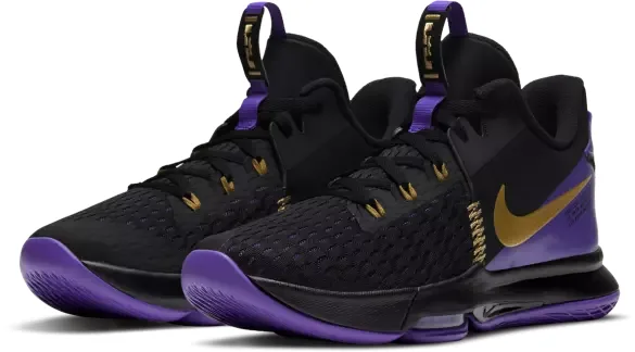 Nike LeBron Witness 5 basketball shoe