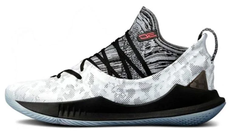 UA Curry 5 (International Smoke) basketball shoe